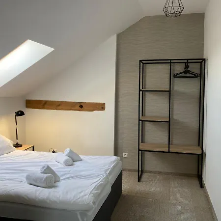 Folwark Matecznik - Dworek Otel