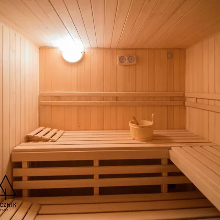 Folwark Matecznik - Dworek Hotel *