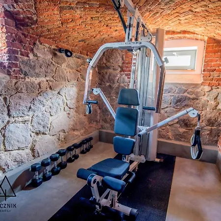 Folwark Matecznik - Dworek Otel