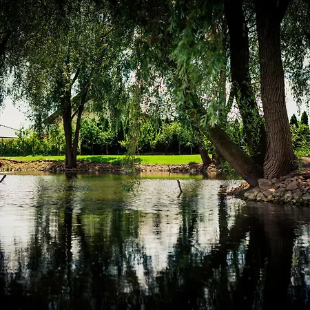 Folwark Matecznik - Dworek Hotel
