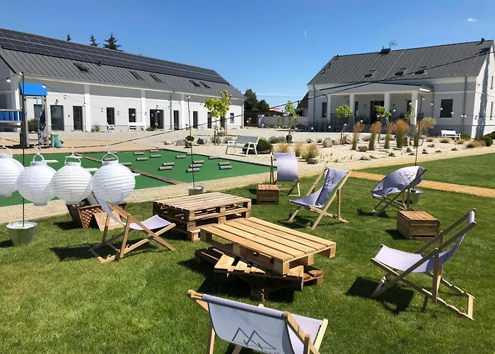 Hotel Folwark Matecznik - Dworek Sedzinko