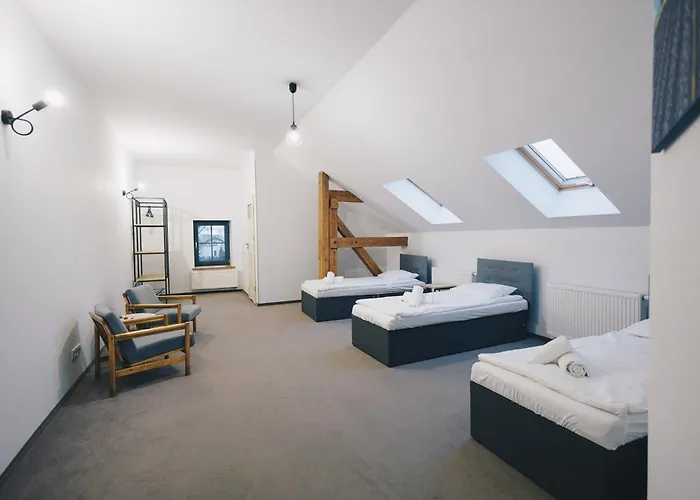 Folwark Matecznik - Dworek * Sedzinko