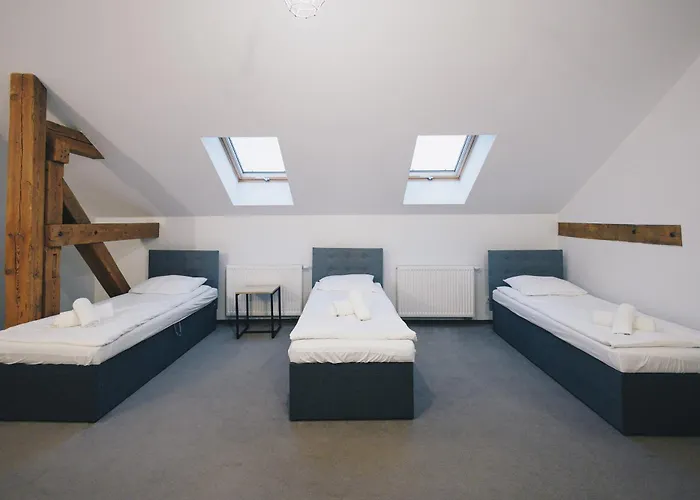 Hotel Folwark Matecznik - Dworek